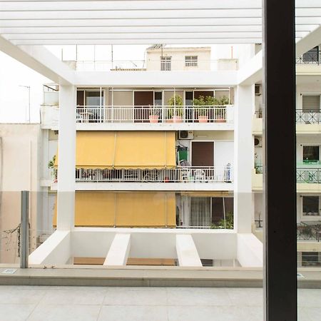 Bright Loft With Terrance - Next To Metro Kerameikos Apartment Athens Luaran gambar