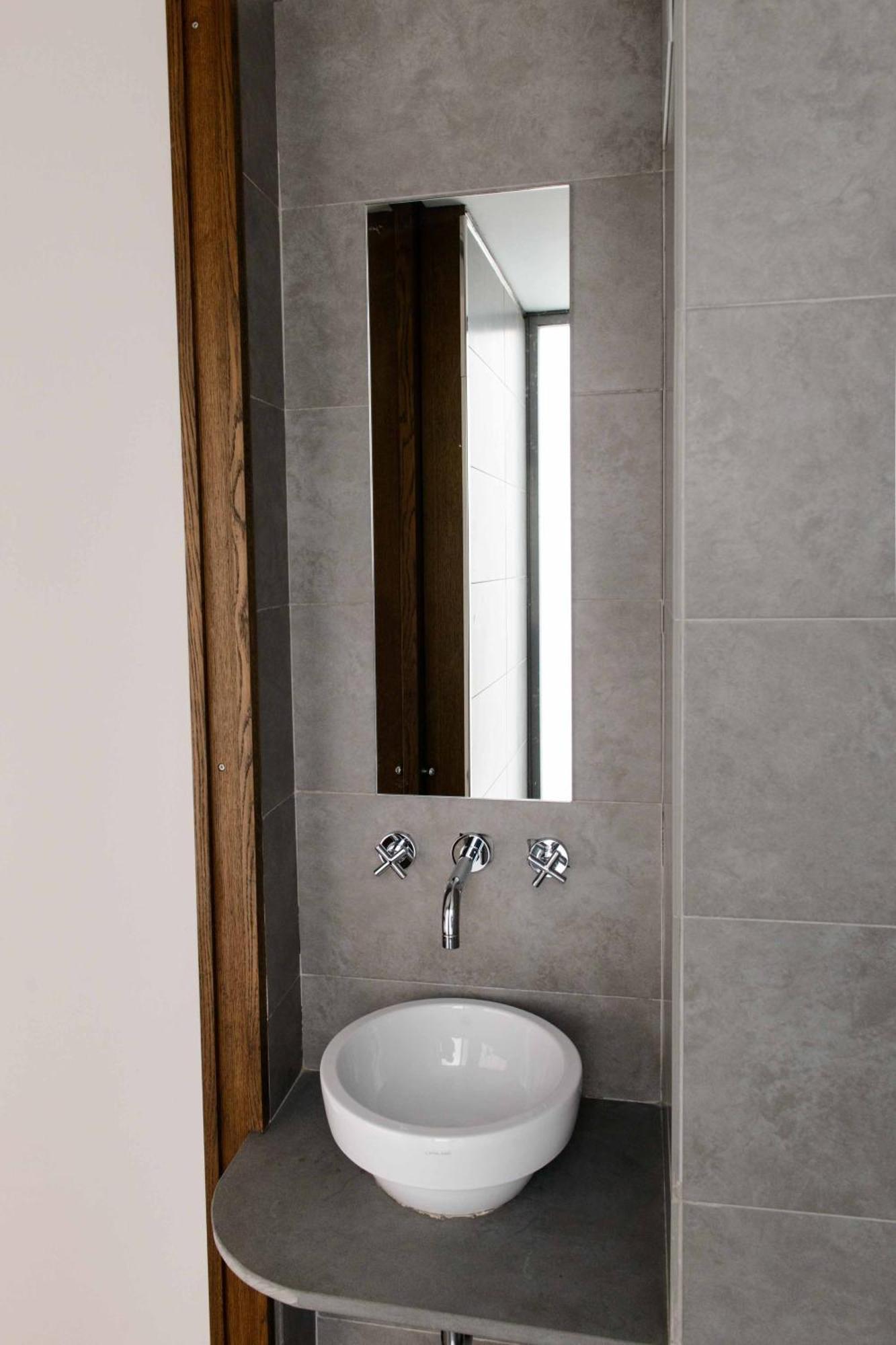 Bright Loft With Terrance - Next To Metro Kerameikos Apartment Athens Luaran gambar
