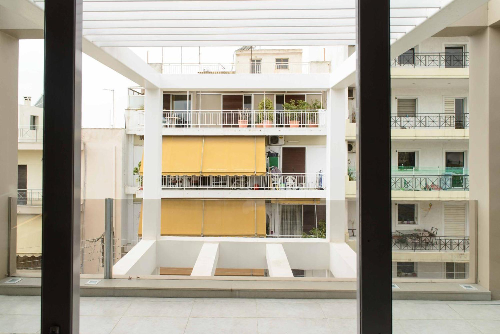 Bright Loft With Terrance - Next To Metro Kerameikos Apartment Athens Luaran gambar